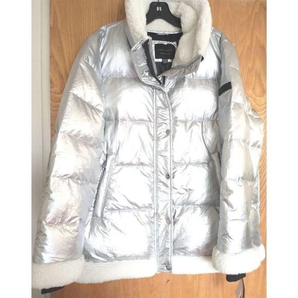 New! SANCTUARY Women's Metallic Puffer Jacket Faux Shearling Trim Size Small - Picture 7 of 10